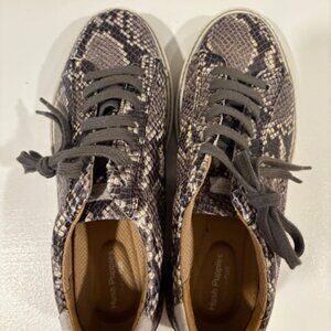 Hush Puppies Women's Sabine Sneaker, Natural Snake, 7.5